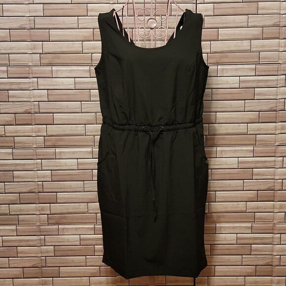 Ascend sun protection dress Size S - Picture 1 of 7